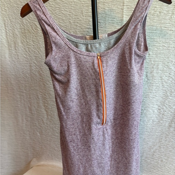 Molly Ades for Mamahood Lavender Zippered Tank Top with inner gray shell - Picture 3 of 7